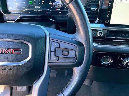 Certified 2022 GMC Sierra 1500 Elevation image 25