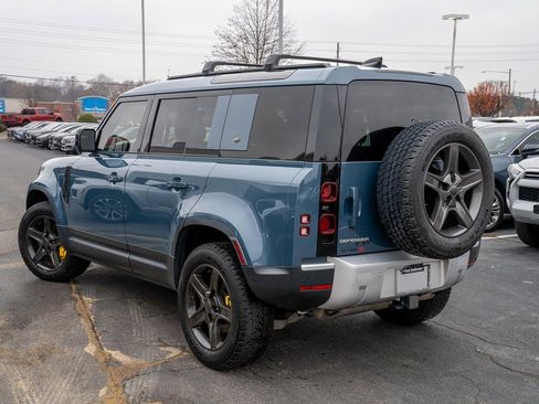 Used 2020 Land Rover Defender 110 SE image 4