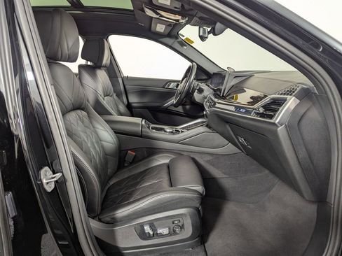 Used 2024 BMW X6 xDrive40i image 32