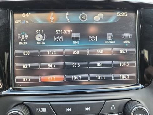 Used 2017 Buick Envision Essence FWD image 24