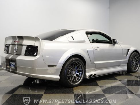 Used 2006 Ford Mustang GT RWD image 13