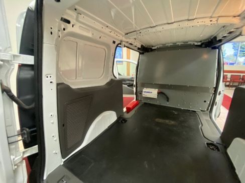 Used 2020 Ford Transit Connect XL FWD image 14