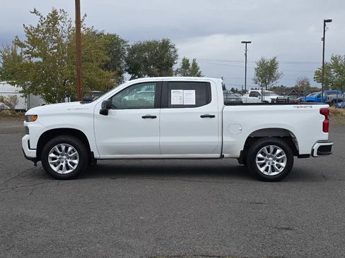 Used 2022 Chevrolet Silverado 1500 Custom AWD/4WD image 5