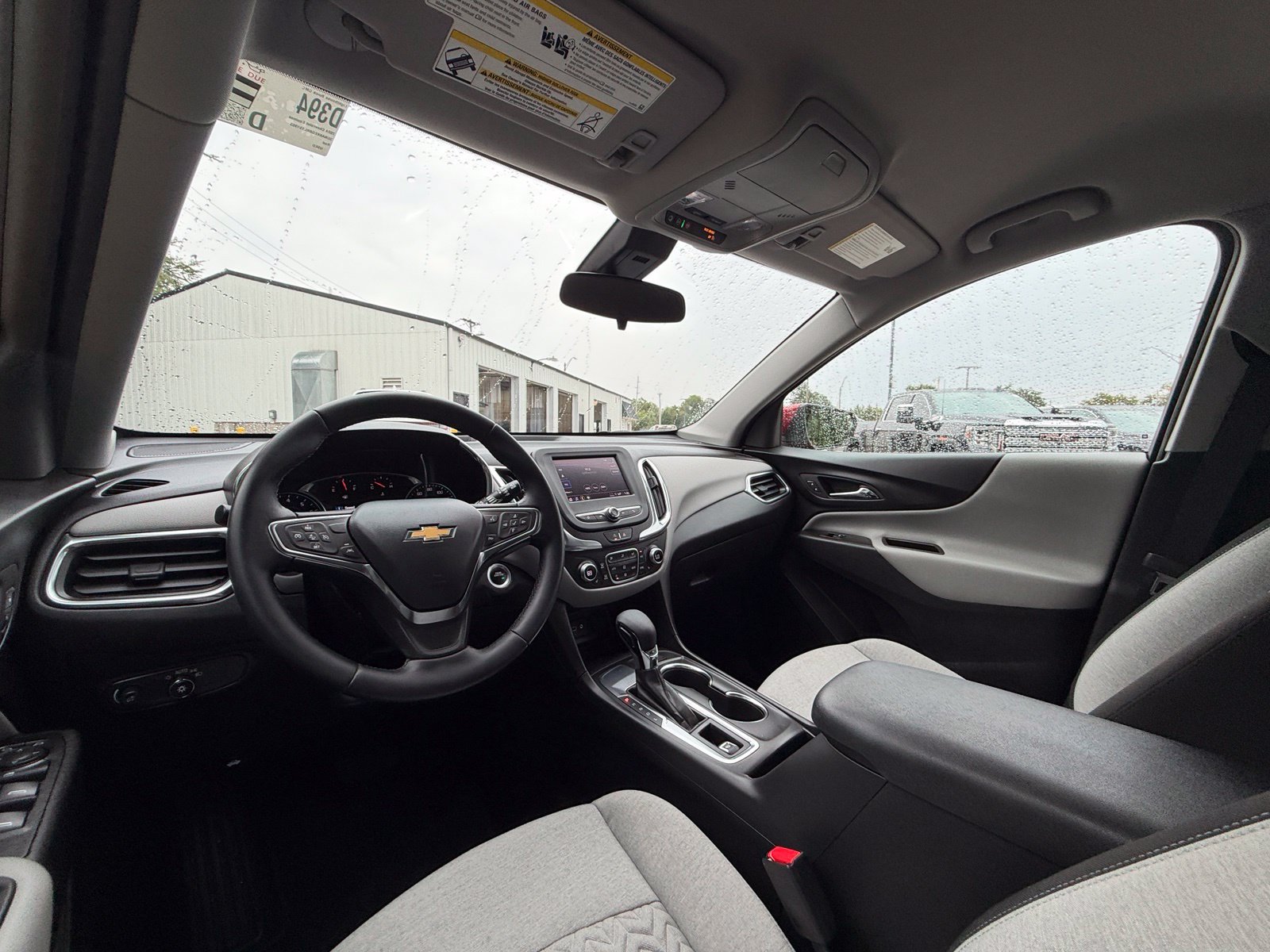 Used 2024 Chevrolet Equinox LT FWD image 17