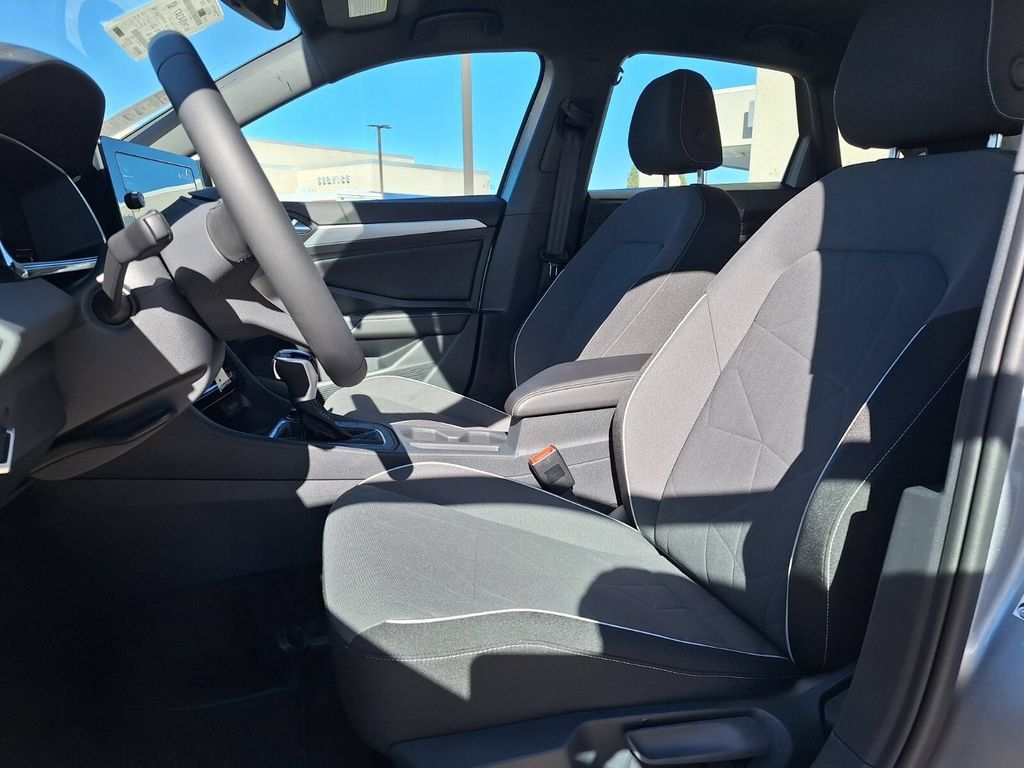Used 2026 Volkswagen Jetta Sport FWD image 19
