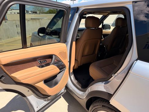 Used 2023 Land Rover Range Rover SE AWD/4WD image 15