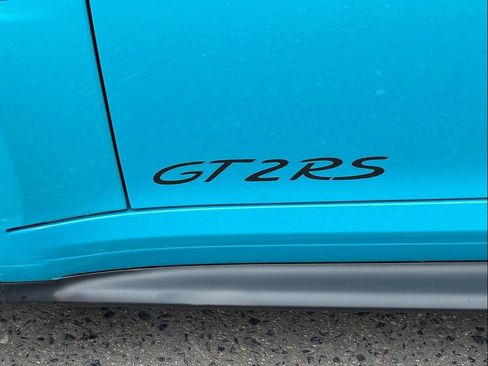 Used 2018 Porsche 911 GT2 RS image 22