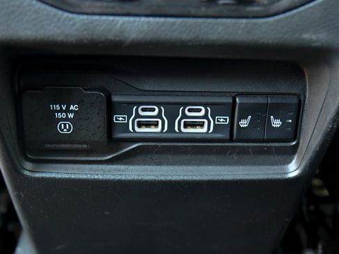 Used 2024 Jeep Grand Cherokee Limited 4xe AWD/4WD image 39