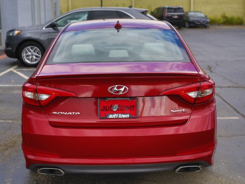 Used 2017 Hyundai Sonata Sport w/ Cargo Package image 14