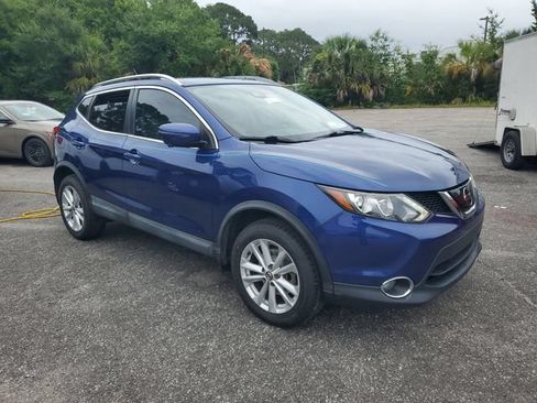Used 2019 Nissan Rogue Sport SV w/ Technology Package FWD image 5