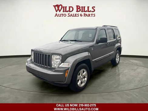 Used 2012 Jeep Liberty Sport w/ Popular Equipment Group AWD/4WD image 2