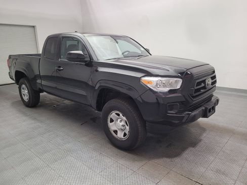 Used 2020 Toyota Tacoma SR w/ SR Convenience Package RWD image 13