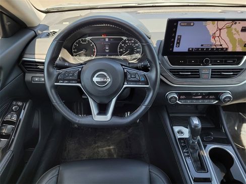 Used 2023 Nissan Altima 2.5 SL image 13