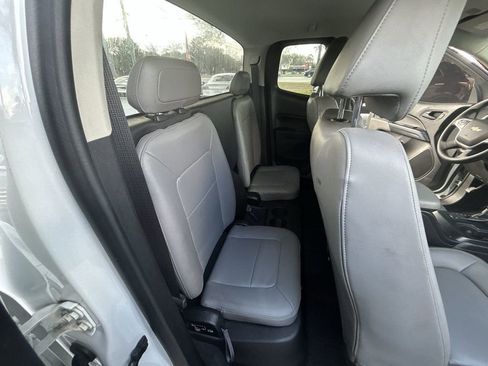 Used 2019 Chevrolet Colorado W/T w/ WT Convenience Package image 21