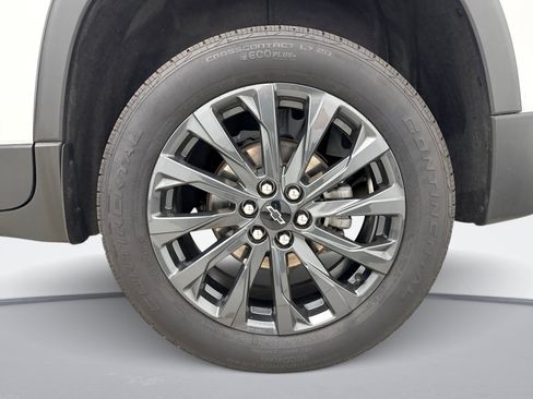 Used 2023 Chevrolet Traverse RS AWD/4WD image 13