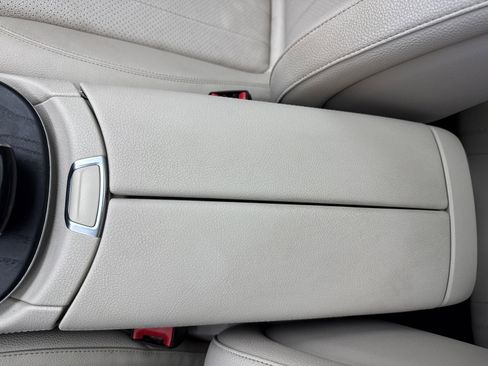 Used 2019 Mercedes-Benz E 300 w/ Premium 1 Package image 32