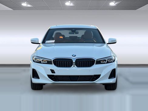Used 2026 BMW 330i Sedan w/ Premium Package RWD image 5