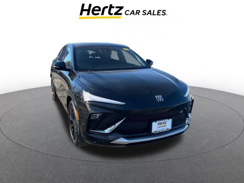 Used 2025 Buick Envista Sport Touring image 1