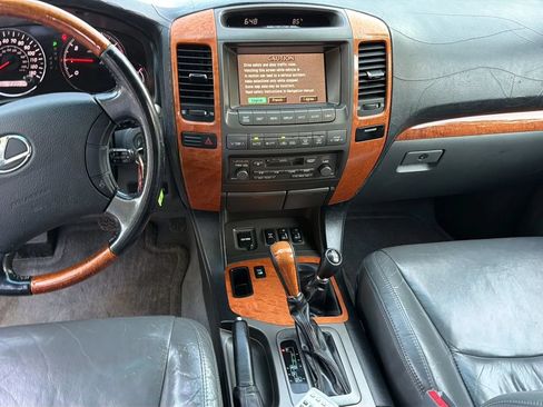 Used 2004 Lexus GX 470 AWD/4WD image 10