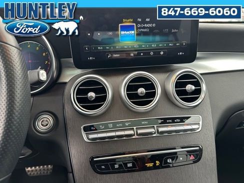 Used 2022 Mercedes-Benz GLC 300 4MATIC image 25