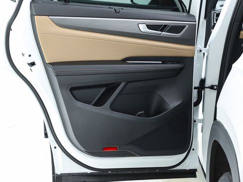 New 2026 Volkswagen Atlas Cross Sport SE image 56