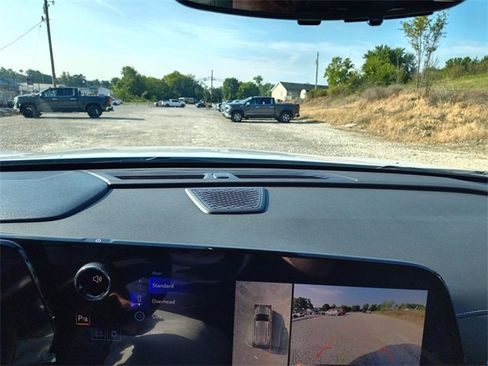 New 2026 Chevrolet Traverse LT w/ Enhanced Driving Package image 28