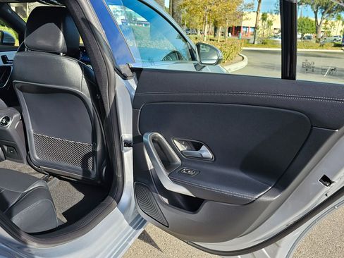 Used 2025 Mercedes-Benz CLA 250 4MATIC image 25