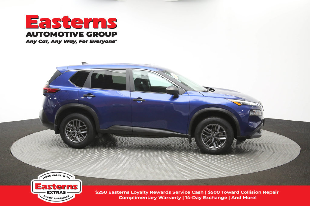 Used 2023 Nissan Rogue S AWD/4WD image 47