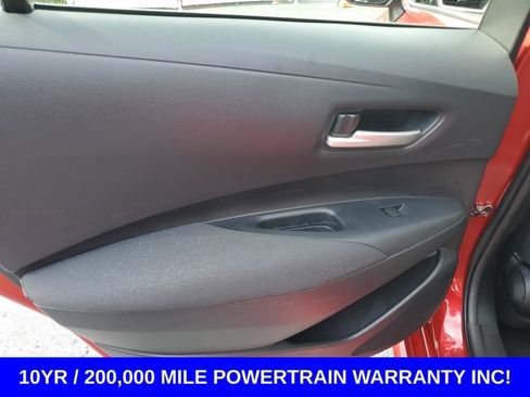 Used 2021 Toyota Corolla LE FWD image 27
