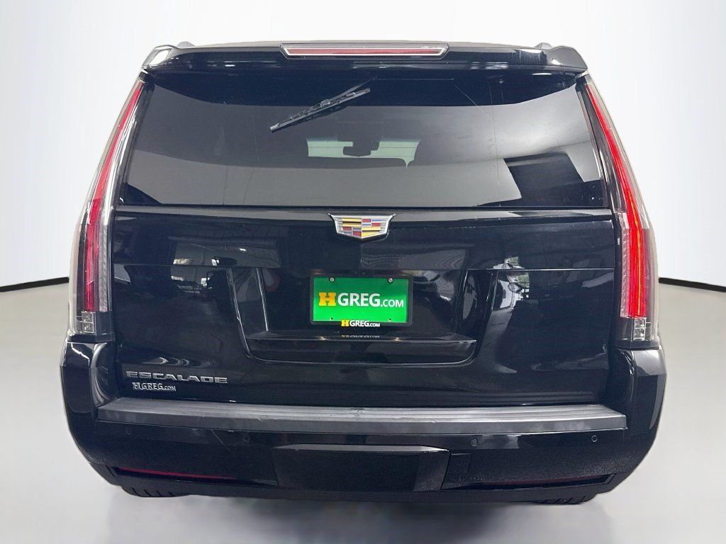 Used 2019 Cadillac Escalade Premium Luxury w/ Escalade Sport Edition RWD image 8