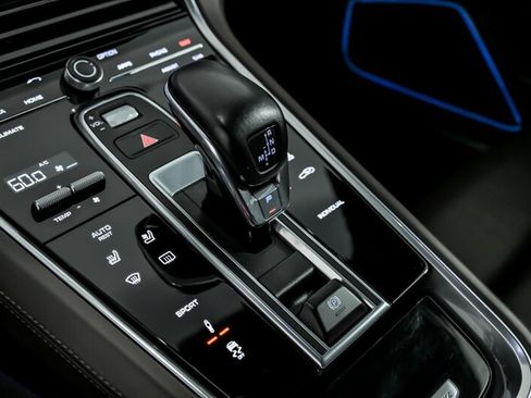 Used 2017 Porsche Panamera 4S AWD/4WD image 35