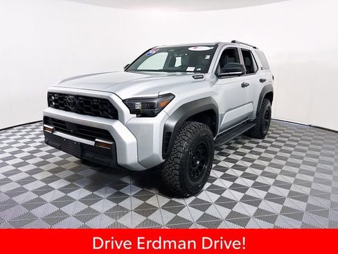 Certified 2026 Toyota 4Runner TRD Off-Road Premium AWD/4WD image 3