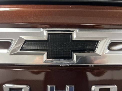 Certified 2022 Chevrolet Tahoe High Country AWD/4WD image 32