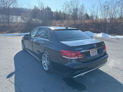 Used 2014 Mercedes-Benz E 550 4MATIC Sedan image 3