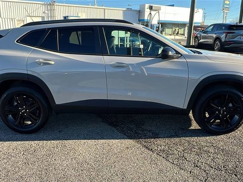 New 2026 Chevrolet Trax ACTIV w/ Sunroof Package image 4