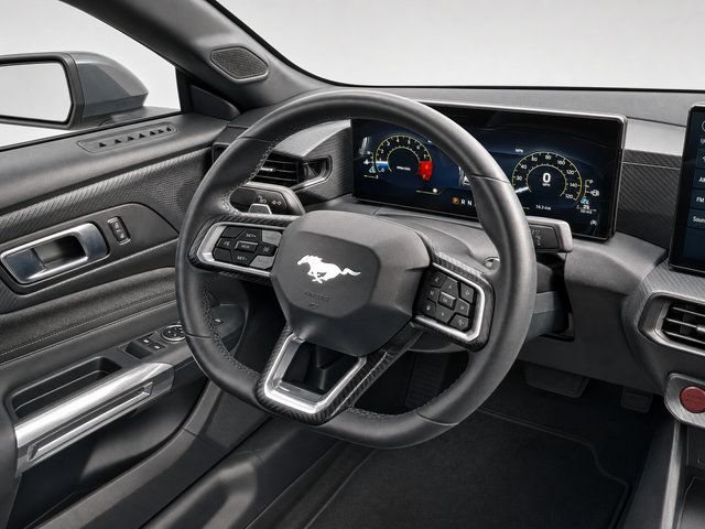 Used 2025 Ford Mustang GT RWD image 11