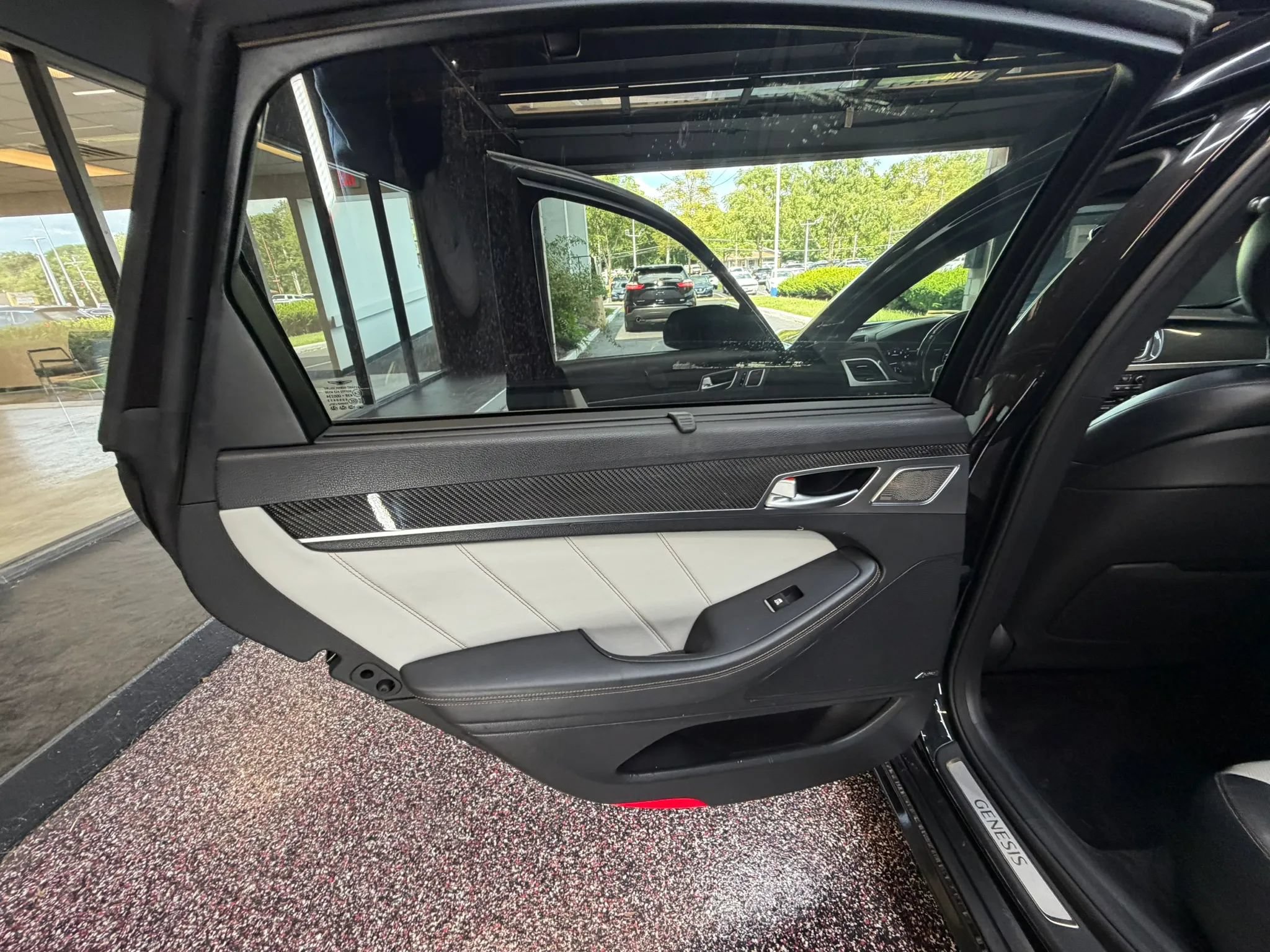 Used 2019 Genesis G80 3.3T Sport RWD image 30