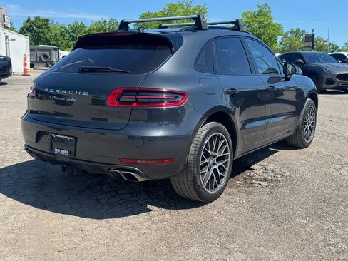 Used 2018 Porsche Macan Turbo AWD/4WD image 7