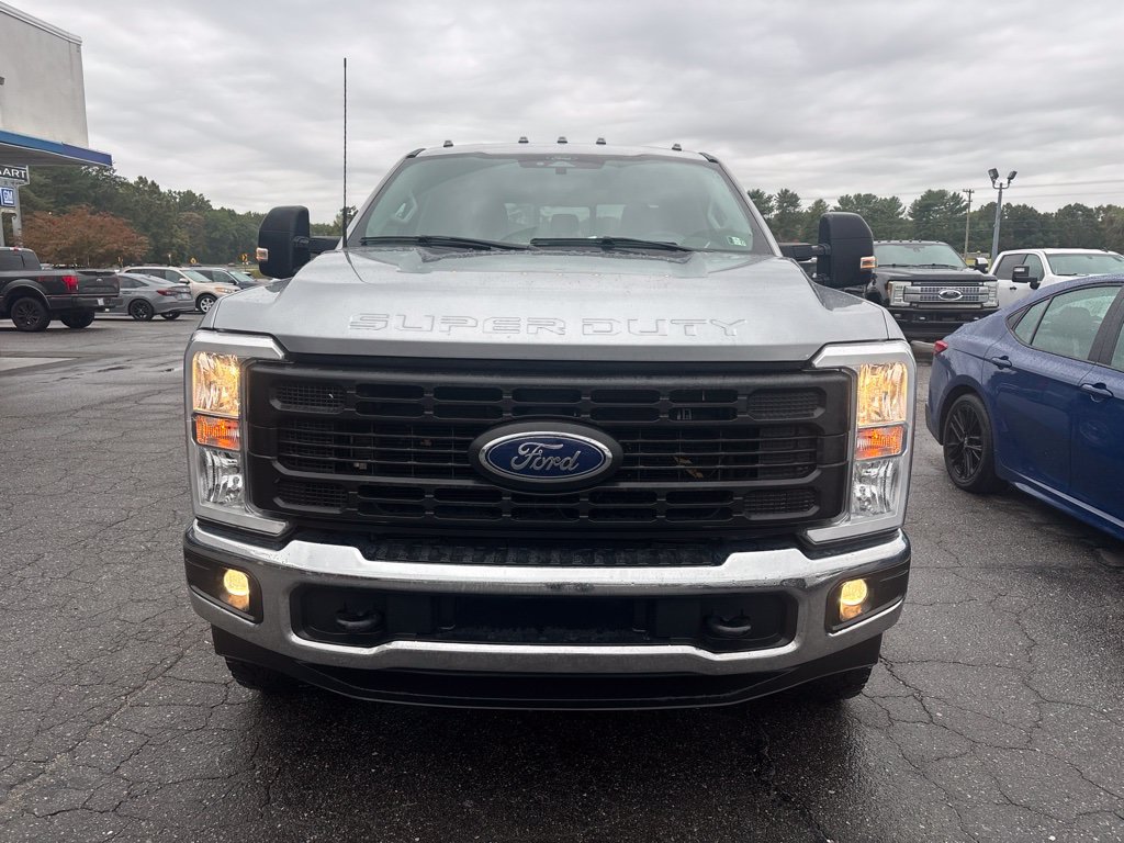 Used 2024 Ford F250 XL AWD/4WD image 3