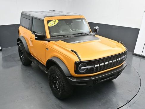 Used 2021 Ford Bronco Wildtrak image 28