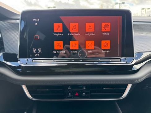 New 2026 Volkswagen Atlas Peak Edition image 25