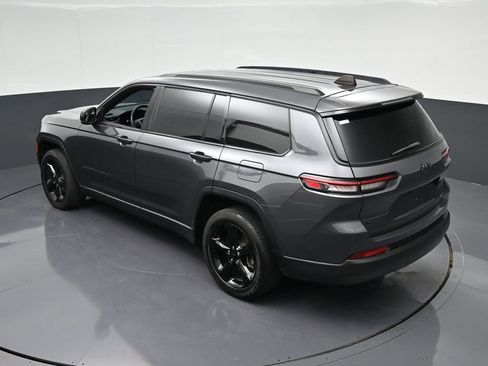 Used 2023 Jeep Grand Cherokee L Laredo RWD image 23