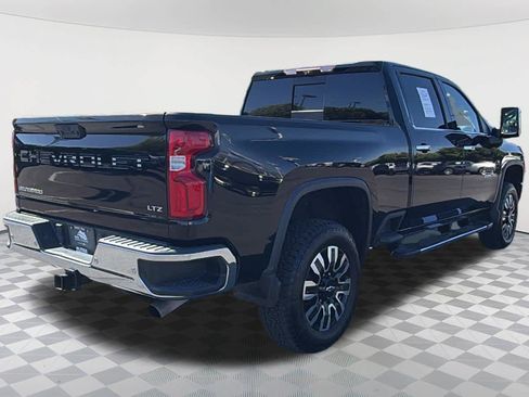 Used 2020 Chevrolet Silverado 2500 LTZ w/ LTZ Plus Package AWD/4WD image 5
