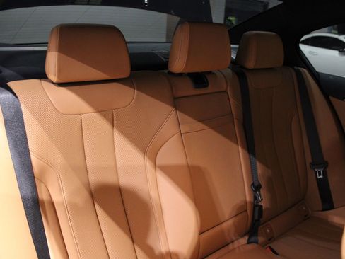 Used 2021 BMW 530i w/ Premium Package RWD image 34
