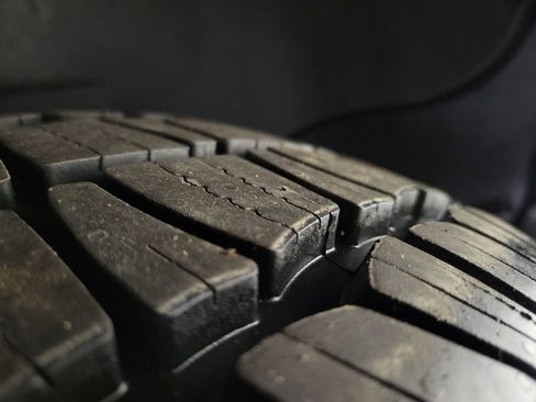 Used 2019 Toyota RAV4 XLE image 11