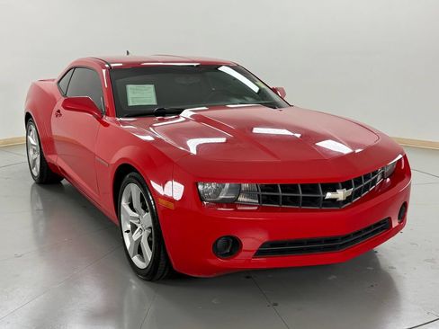 Used 2012 Chevrolet Camaro LS RWD image 4