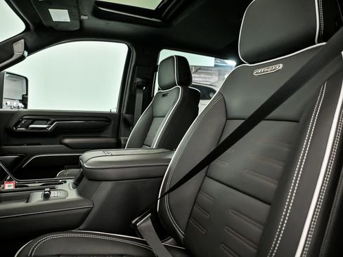 New 2026 GMC Sierra 2500 AT4X AWD/4WD image 8