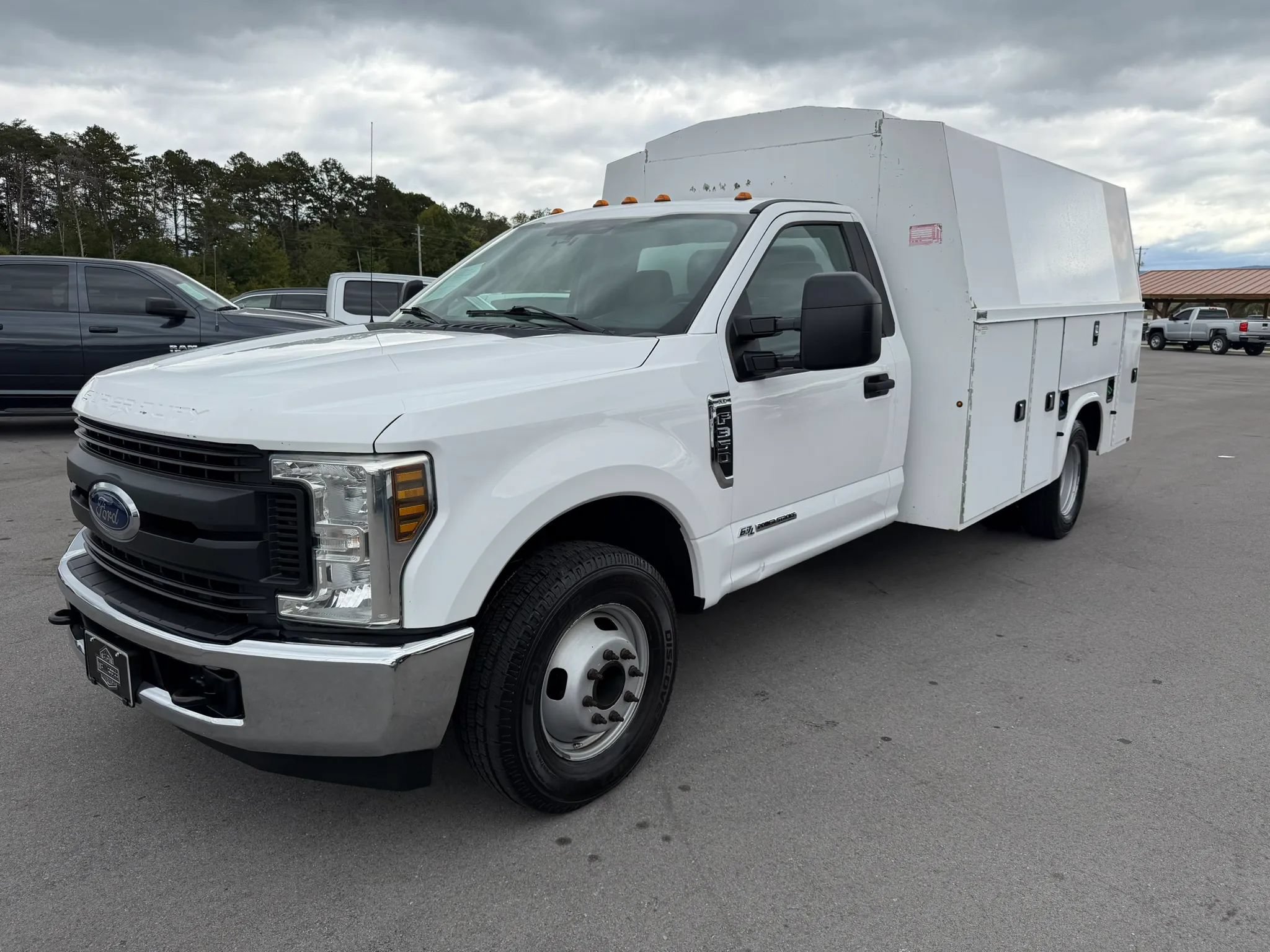Used 2018 Ford F350 XL w/ XL Value Package RWD image 2