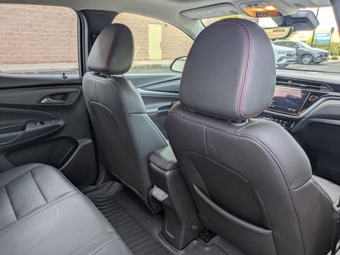 Used 2023 Chevrolet Bolt EUV Premier w/ Sun & Sound Package FWD image 19