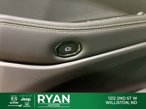 New 2026 Jeep Cherokee Laredo AWD/4WD image 22